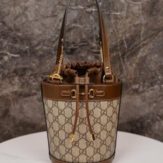 구찌 1955 홀스빗 스몰 버킷백 TOP팩토리