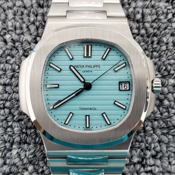파텍필립X티파니앤코 노틸러스 터콰이즈블루 3KF팩토리