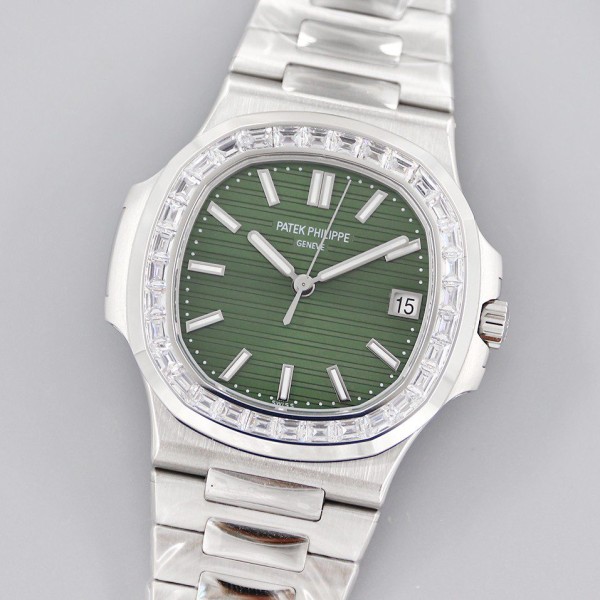 파텍필립 노틸러스 녹판 다이아 세팅 40mm 굿즈팩토리