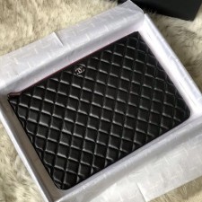 샤넬 클래식 클러치백